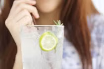 Uống nước chanh mỗi sáng có tốt hay không? 