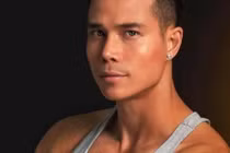 Nam vương Tiến Đoàn chia sẻ quan điểm sốc về đổi chác tình - tiền