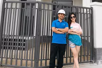 23 tuổi, Hương Tràm bỏ nhà 3 tỷ, tậu biệt thự 4 tầng