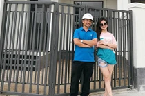 23 tuổi, Hương Tràm bỏ nhà 3 tỷ, tậu biệt thự 4 tầng