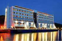 Khách sạn nổi 8 triệu/đêm ở Việt Nam nay ngậm ngùi rỉ sét ở Triều Tiên