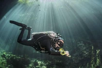 Video: Cảnh tượng "không tưởng" tại khe nứt tử thần giữa hai lục địa