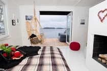 Sợ mất tập trung, nữ doanh nhân xây đảo "cấm tiệt đàn ông"