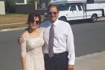 Nữ ca sỹ "cát xê 10.000 USD" hé lộ góc khuất với chồng Mỹ hơn một giáp