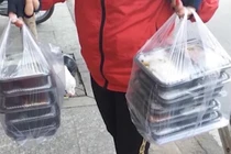 Video: Tiếp tục dậy sóng với những vụ shipper bị bom hàng