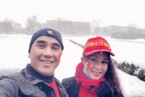 Sau 14 năm kết hôn, MC Quyền Linh vẫn "cưng vợ như trứng mỏng"