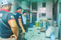 Video: Mất mạng vì bị hút vào máy xay xúc xích