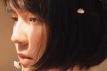 Đến bao giờ phụ nữ mới hiểu hạnh phúc hay khổ đau đều do mình?