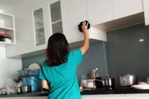 Giúp việc nhà theo giờ, nữ nhân viên công sở dư tiền mua đất