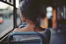 5 dấu hiệu cho biết bạn vẫn đang vương vấn người yêu cũ