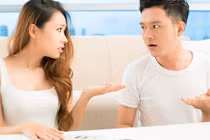 Chia tay người chồng "hết lòng vì mọi người" nhưng lại tính toán với vợ