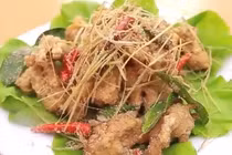 Video: Cách làm chân gà rang muối giòn tan đổi vị cho bữa tối