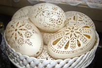 Phù phép vỏ trứng vứt đi thành sản phẩm có giá hàng triệu đồng