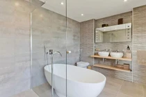 3 thứ nên bỏ qua để tiết kiệm chi phí khi cải tạo phòng tắm