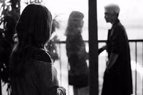 "Yêu mặn nồng 2 năm không bằng một vòng tay lạ"