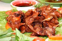 Chuột đồng nướng lu, món ngon hết xảy khi đến miền Tây mùa nước nổi