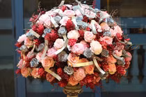 Ngắm bó hoa hồng giá 65 triệu đại gia mua tặng vợ dịp Valentine