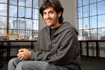 Cuộc đời bi kịch của hacker bị FBI coi là “đặc biệt nguy hiểm”