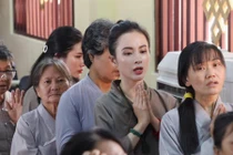 Angela Phương Trinh tuổi 24: Ăn chay niệm phật và thoát mác "nghiện khoe thân"