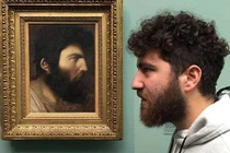 Hiện tượng hai người giống y hệt nhau nhưng lại cách hàng thế kỷ