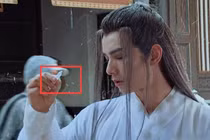Diễn viên nam Trung Quốc dùng thuốc nhỏ mắt trong cảnh khóc