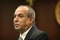 Bị “cắm sừng” nhiều năm mà không biết, chồng điên cuồng sát hại vợ con