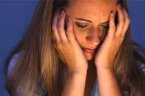 Mẹ chồng khuyên tôi nên ra ngoài xin lấy đứa con