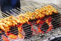 Đặc sản "nhỏ mà có võ", giòn sần sật ở Phan Thiết