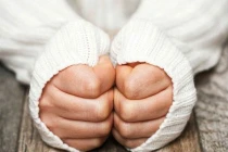 Chân tay lúc nào cũng lạnh cóng hãy cảnh giác với 6 căn bệnh