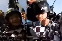 Video: Dù bất ngờ đứt dây, phi công hy sinh tính mạng để cứu du khách