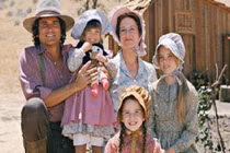 Dàn diễn viên 'Ngôi nhà nhỏ trên thảo nguyên' giờ ra sao