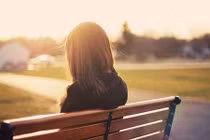 Bố mẹ từ mặt nếu lấy chồng nghèo