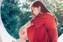 Xa chồng nửa tháng,khi về sờ lên đầu giường ngủ mà tôi rụng rời