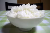 Bữa cơm cho người mẹ mới sinh khiến nhiều chị em xót xa