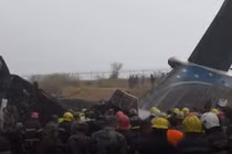 Video: Ám ảnh những thi thể cháy khô trong thảm kịch hàng không tồi tệ nhất Nepal