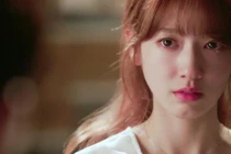 Gặp chuyện chẳng lành, chồng sắp cưới cư xử lạ khiến tôi câm nín