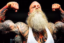 Lực sĩ cơ bắp cuồn cuộn: U60 không ai dám chạm