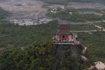 Video: Kỳ lạ quá trình xây dựng ngôi chùa nặng 2000 tấn trên núi Thất Tinh