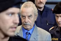 Ám ảnh cuộc đời cô gái bị cha ruột cưỡng hiếp 3000 lần