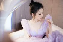 Thần tiên tỷ tỷ Lưu Diệc Phi lấy lại phong độ nhan sắc