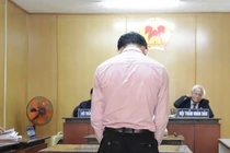 Giảng viên đại học lừa tiền hơn 100 sinh viên