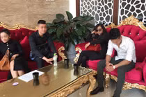 Chiêu “độ hàng” mỹ nam trong đường dây bán dâm cho quý bà