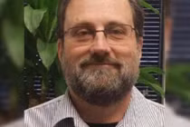 Xác chết ngồi trong xe tải 8 tháng ở sân bay mà không ai biết