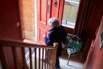 Chồng hờ hững, lạnh nhạt chuyện chăn gối đẩy tôi vào việc ngoại tình