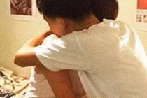 Vướng lao lý vì "quan hệ" với bạn gái nhí