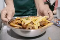 4 nghề mới kỳ quặc đang hái ra tiền ở châu Á