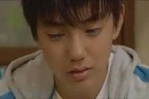 Ngày chị cưới tôi mừng 300 triệu, hôm sau chị gửi lại số tiền