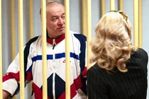 Điệp viên Nga bị đầu độc giữa phố tại Anh