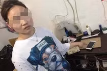 Nhặt được điện thoại, người phụ nữ đã làm chuyện tày đình