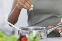 Dùng gia vị nấu ăn sai cách: Mầm mống của bệnh tật